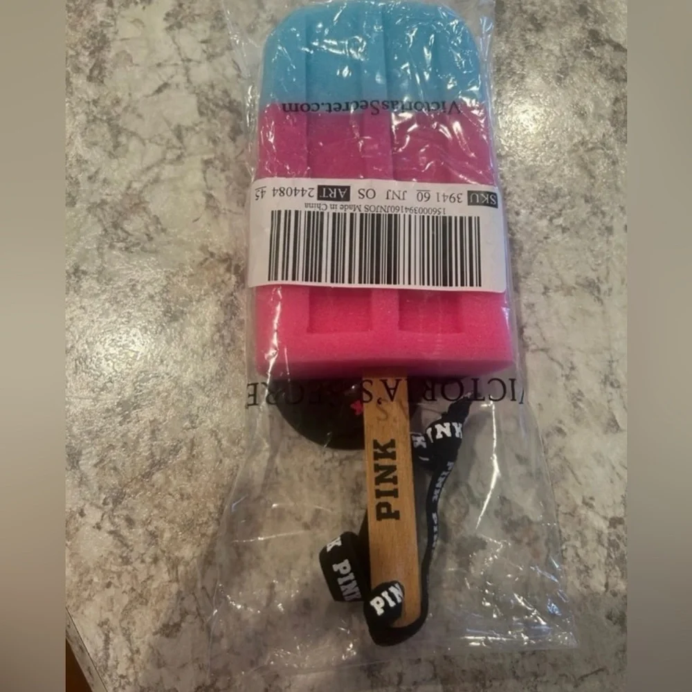 VS PINK Popsicle Bath Sponge NWT